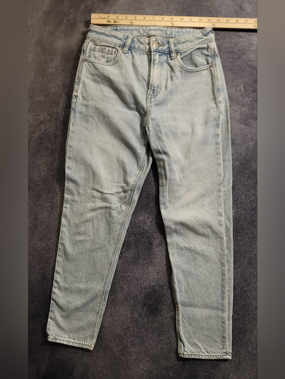 American Eagle Mom Jeans Strigid Light Wash Blue Denim Women's Size 2 S
